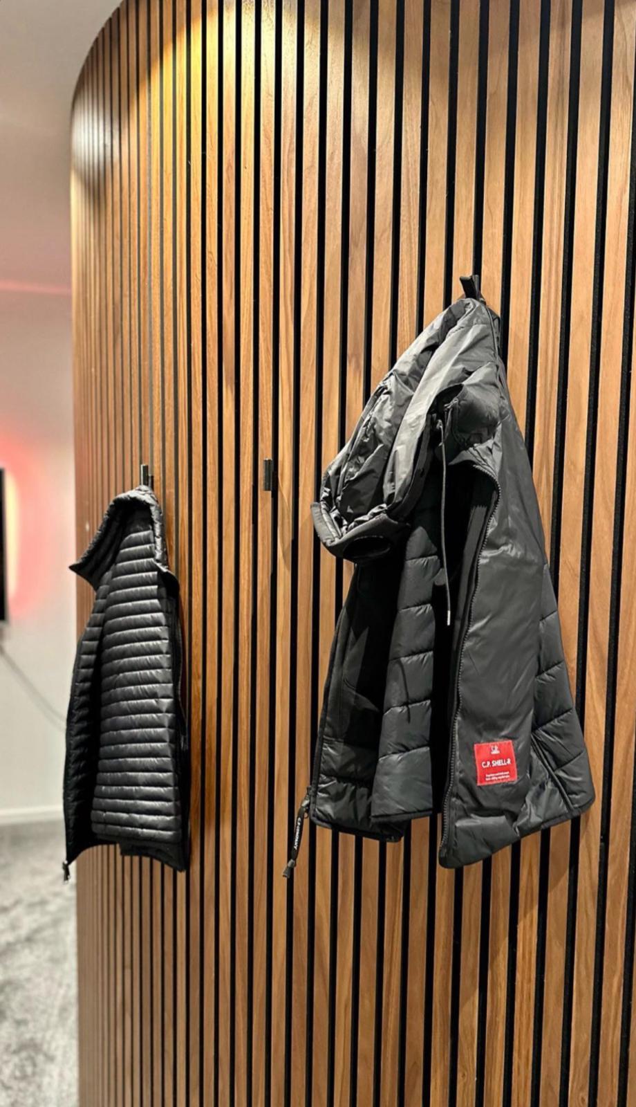 Akupanel Dubbele Haak - Jashaak - Wandhaak - Zwart